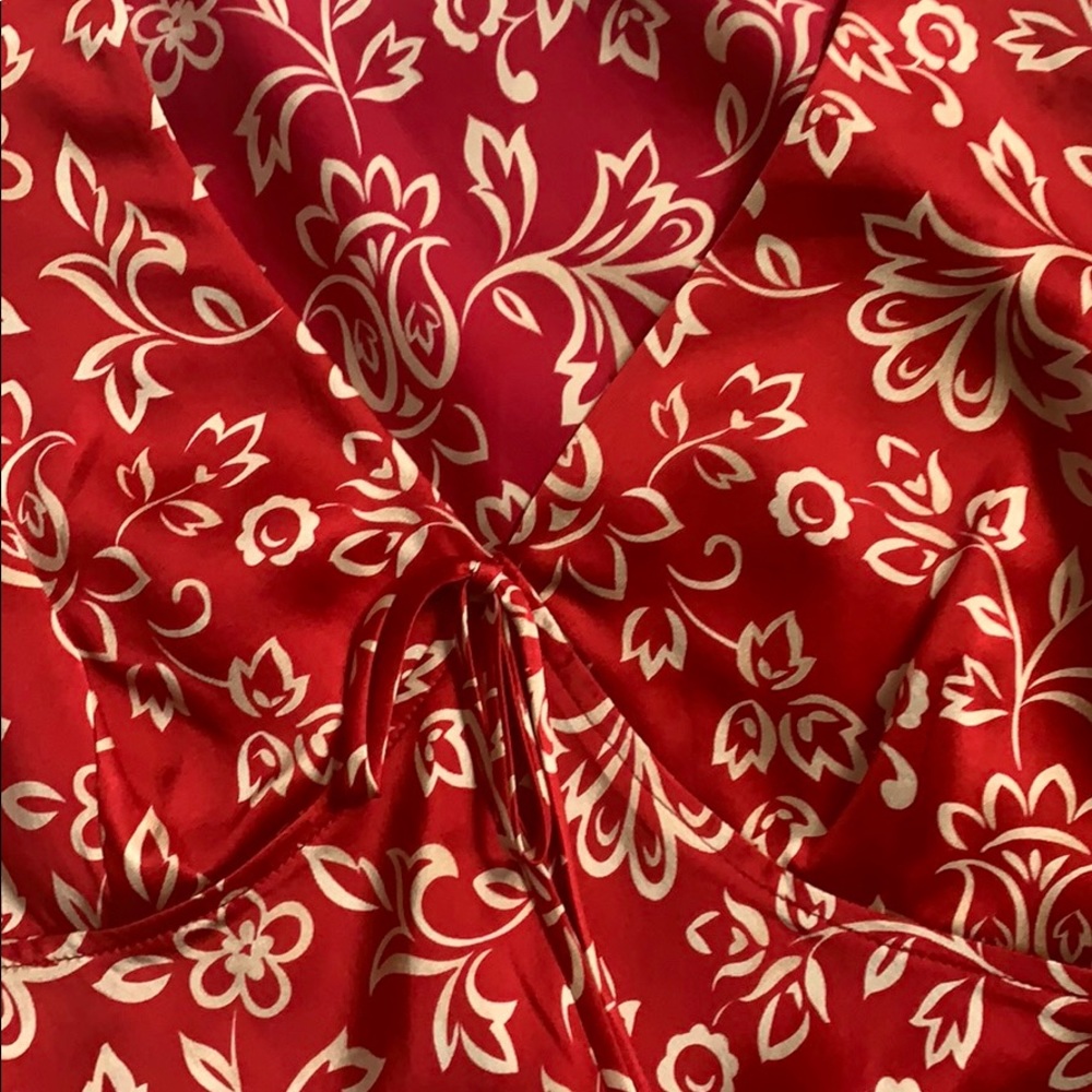 Blouse - Picture 2 of 9
